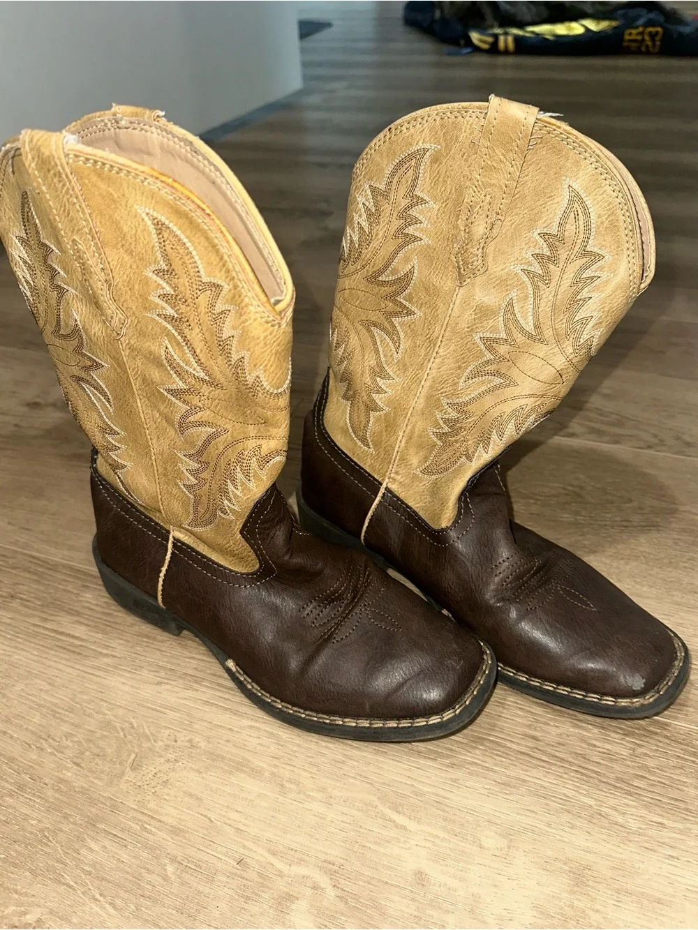 Roper Two-Tone Brown and Tan Western Cowboy Boots